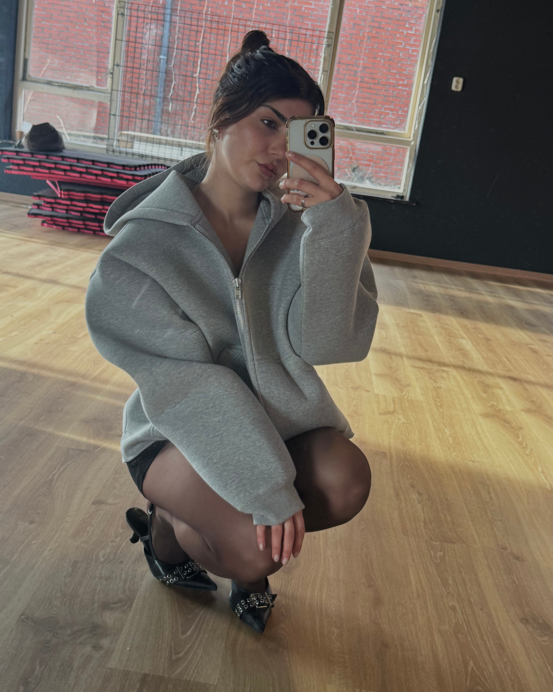 Zoë Oversized Hoodie - Grey